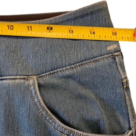 Halara Flex™ High Waisted Pockets Baggy Wide Leg Washed Stretchy Jeans NWOT - Picture 6 of 11